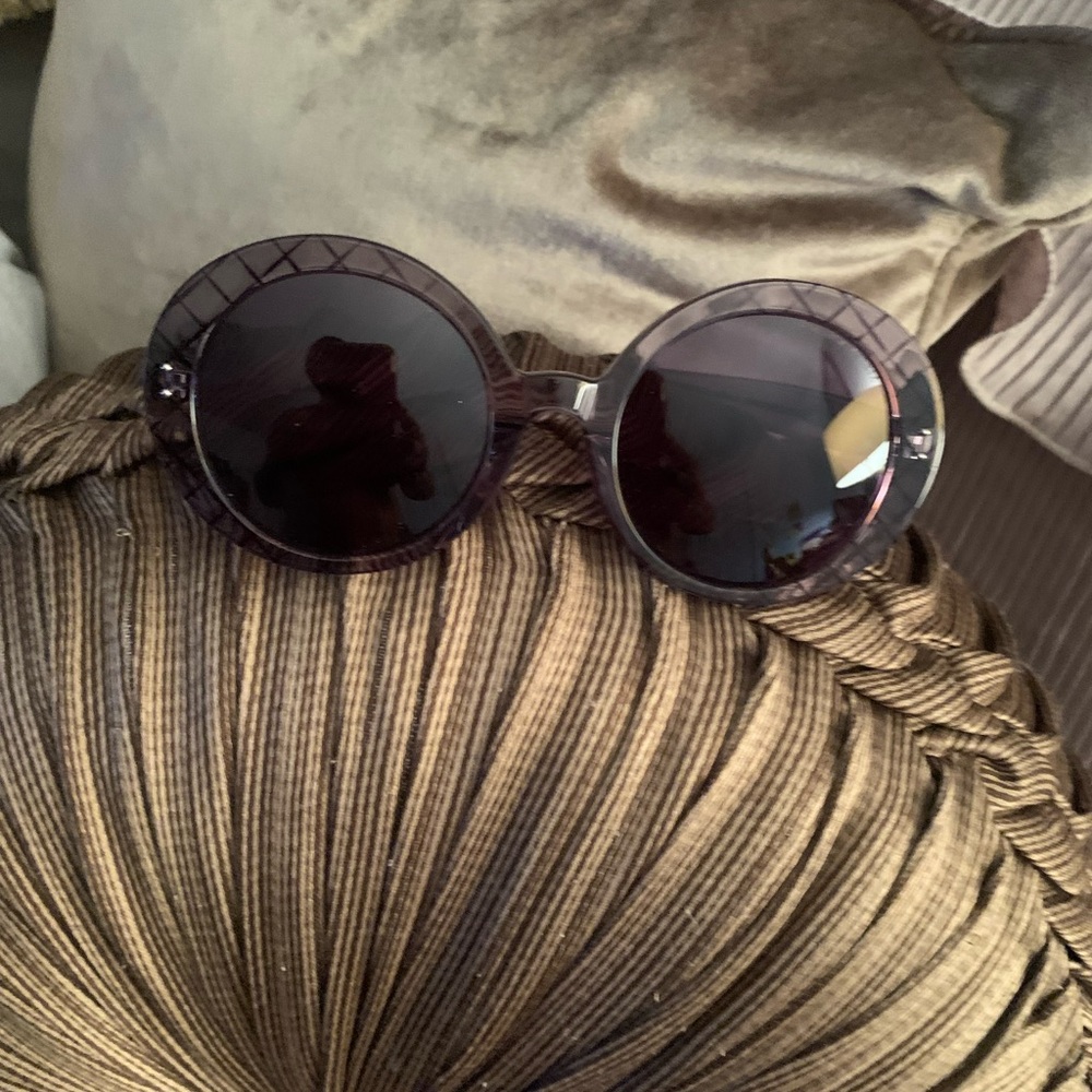DESIGNER SUNGLASSES